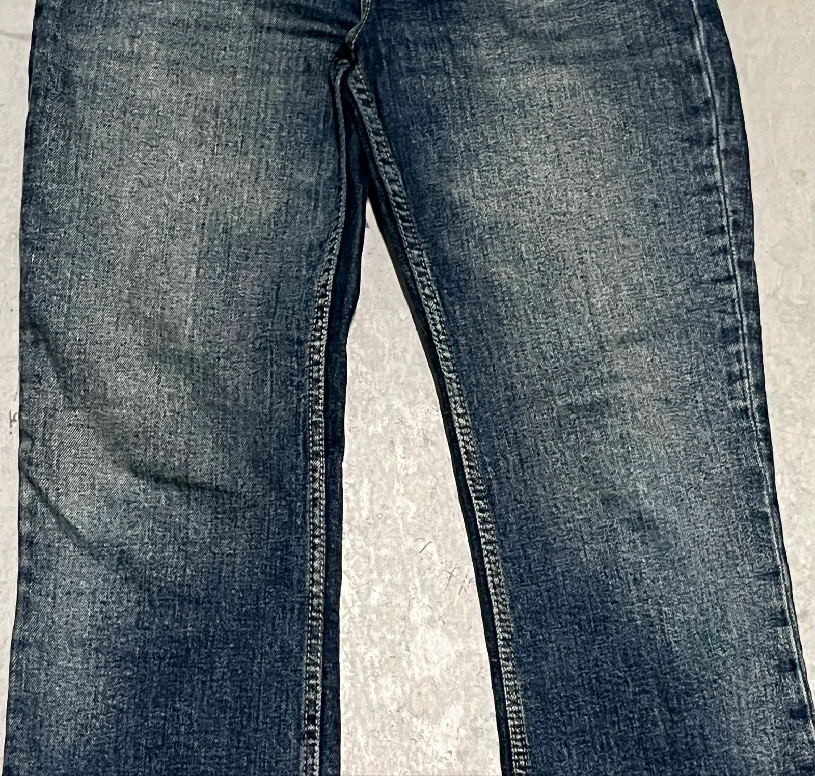 Hoge taille spijkerbroek met uitlopende pijpen – photo 3
